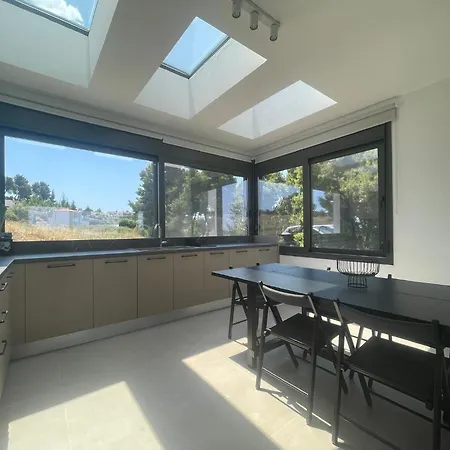 New Luxury بيت للعطل Elani