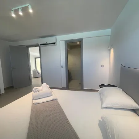 بيت للعطل New Luxury Elani