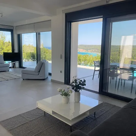 New Luxury Nyaraló *